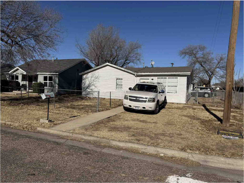 Three-bedroom, two-bath home at 3811 SE 14th Ave · Main house